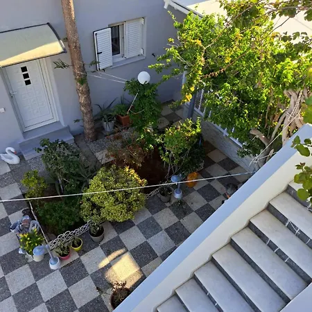 Villa Mimika Perissa (Santorini)